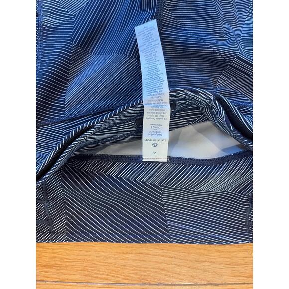 Lululemon Hi-Rise Wunder Under Etch Hail Midnight Navy Ankle Length Size 4‎ - Picture 7 of 7